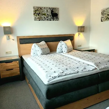 Zuppinger Apartament *