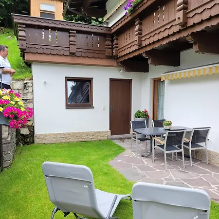 Apartament Zuppinger *