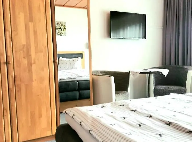 Zuppinger Апартаменти *